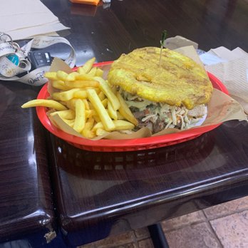 Super Arepa - Mixed 2 Meats Super Patacon - Venezuelan Near Me - Pembroke Pines, Florida