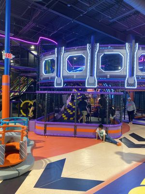 Me Land Chantilly by null