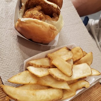 Big Chicken - 2 chicken sliders and fries - Chicken Shop Near Me - Las Vegas, Nevada