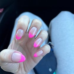 Top Coat Nail Bar