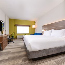Holiday Inn Express & Suites Ruskin - Sun City