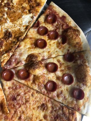 Cozie's Pizzeria & Cafe by null