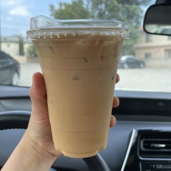 Rosebud Coffee - Rose latte with oat milk - Coffee & Tea Near Me - Pasadena, California Rosebud Coffee - Rose latte with oat milk - Coffee & Tea Near Me - Pasadena, California