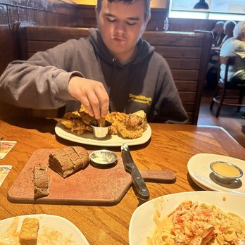 Outback Steakhouse - Chicken tender meal, shrimp lobster pasta, salad and fresh bread! - Steakhouses Near Me - Bloomington, Minnesota Outback Steakhouse - Chicken tender meal, shrimp lobster pasta, salad and fresh bread! - Steakhouses Near Me - Bloomington, Minnesota