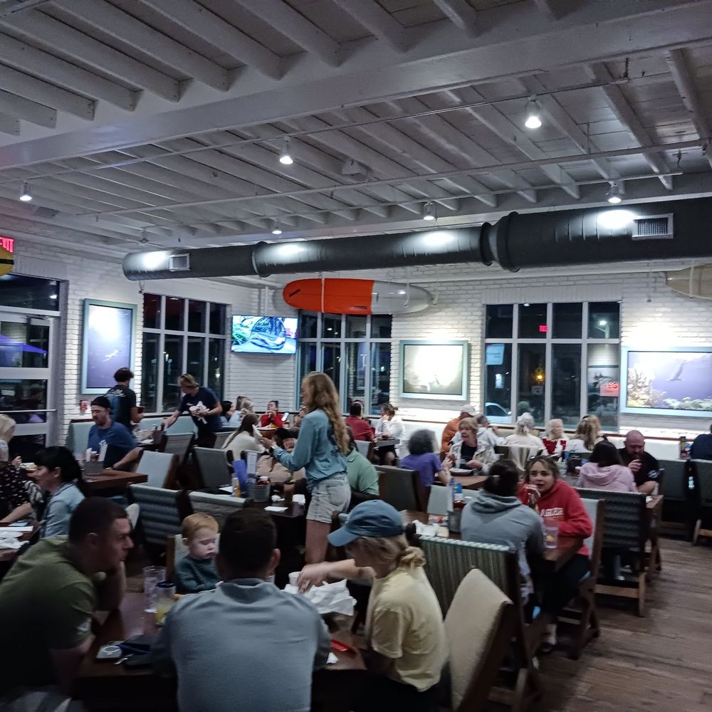 Salt Life Food Shack - General eating area - Seafood Near Me - St. Augustine Beach, Florida