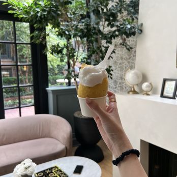 Café Crèmerie - Cafes Near Me - Chicago, Illinois