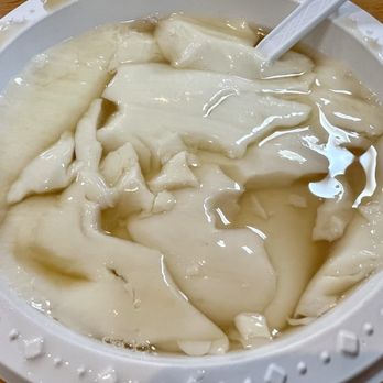 Yan Wo Dou Buninc - Hot silken tofu with Ginger syrup - Chinese Near Me - New York, New York