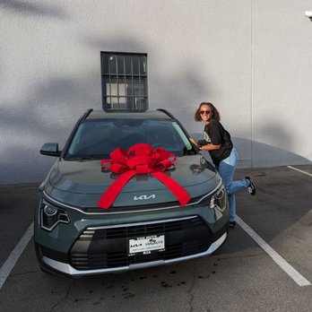 Van Nuys Kia - Car Dealers Near Me - Van Nuys, California Van Nuys Kia - Car Dealers Near Me - Van Nuys, California