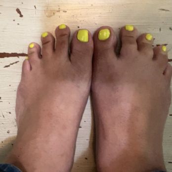 Happiness Nails - Horrible job on my toes. - Nail Salons Near Me - Pomona, California