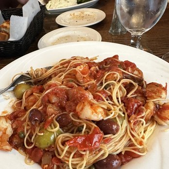 Salute - Shrimp Puttanesca - Italian Near Me - Hartford, Connecticut Salute - Shrimp Puttanesca - Italian Near Me - Hartford, Connecticut