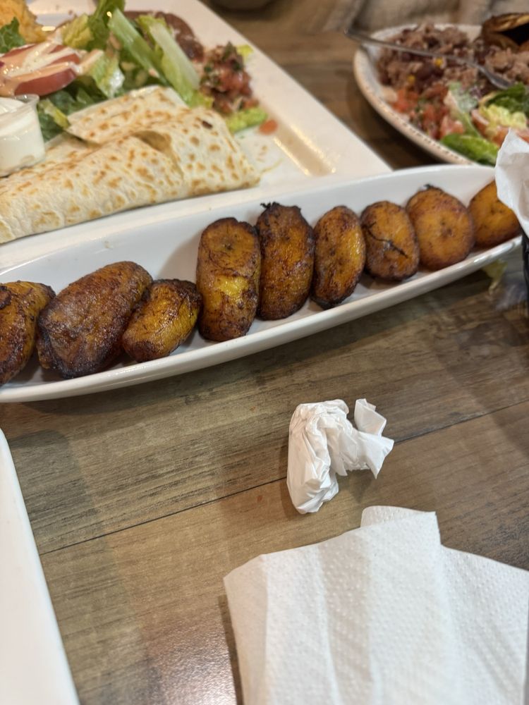 Lempira Restaurant - Eastway Dr