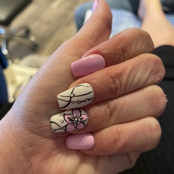 City Nail Spa - Mail design - Nail Salons Near Me - Suffolk, Virginia