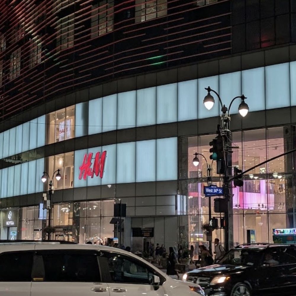 H&M - Men's Clothing Near Me - New York, New York H&M - Men's Clothing Near Me - New York, New York