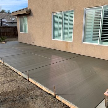 Building Hard Concrete - Cement Elias poured. - Masonry/Concrete Near Me