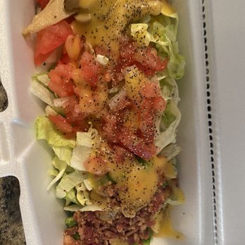 Da Sandwich Shop - Simple salad ( I added the bacon once I got home) - Breakfast & Brunch Near Me - Center Point, Alabama Da Sandwich Shop - Simple salad ( I added the bacon once I got home) - Breakfast & Brunch Near Me - Center Point, Alabama