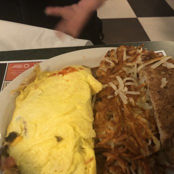 Metro Diner - American Near Me - Fredericksburg, Virginia Metro Diner - American Near Me - Fredericksburg, Virginia