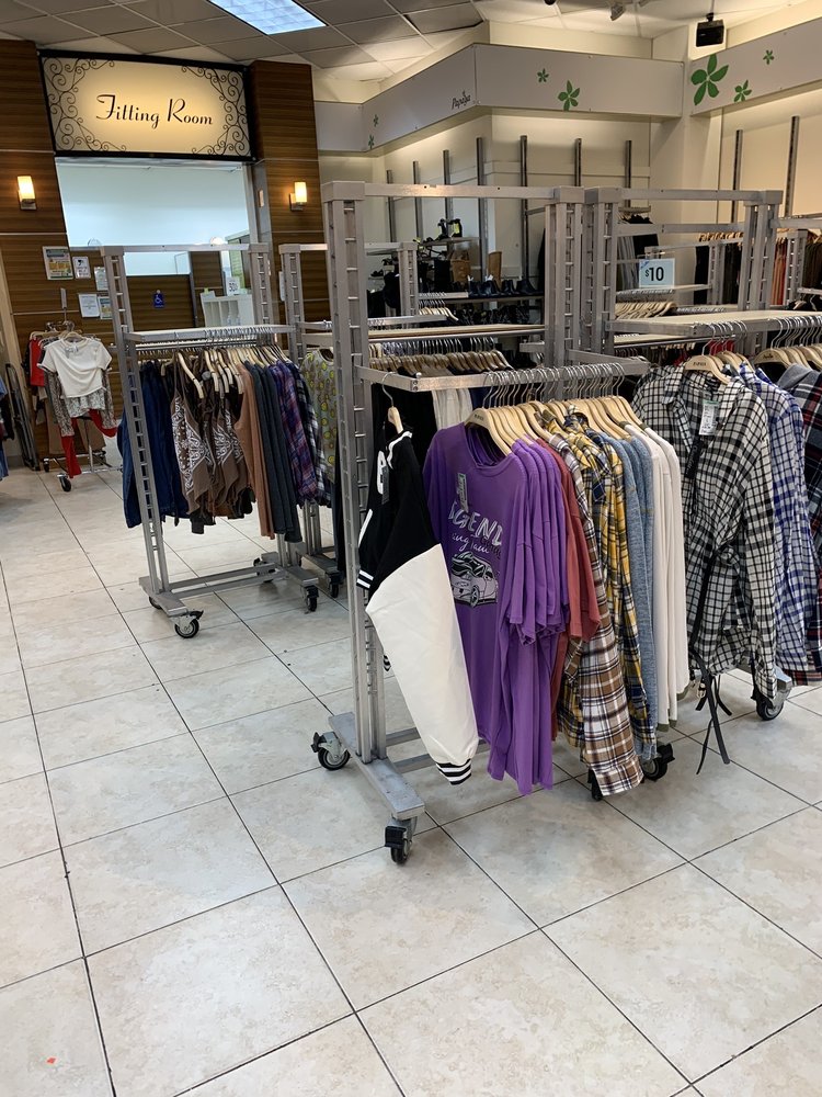 PAPAYA Updated September 2024 11 Photos 651 Kapkowski Rd