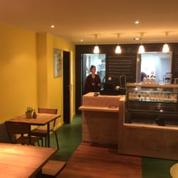 Happy Feel - L'intérieur