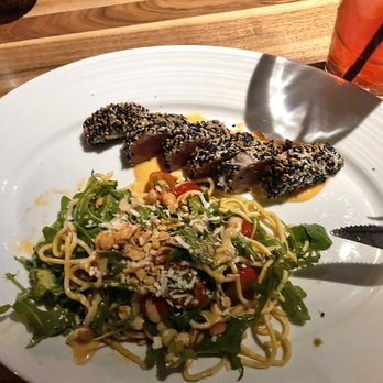 The Neighborly - Ahi Tuna Salad - New American Near Me - Phoenix, Arizona