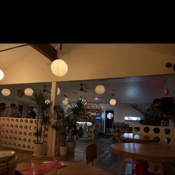 Hamburger Hut - Interior - Cocktail Bars Near Me - Encinitas, California Hamburger Hut - Interior - Cocktail Bars Near Me - Encinitas, California