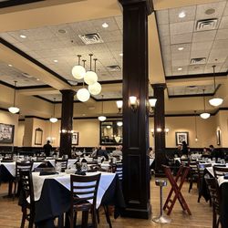 Maggiano's Little Italy