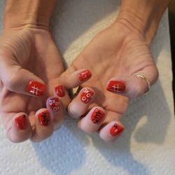Garden Nails & Spa - Valentine's Nails 2026