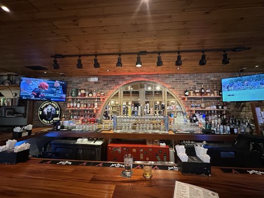 Wheelhouse Craft Pub and Kitchen by null
