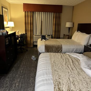 Best Western Braintree Inn - Double queen beds - Hotels Near Me - Braintree, Massachusetts Best Western Braintree Inn - Double queen beds - Hotels Near Me - Braintree, Massachusetts