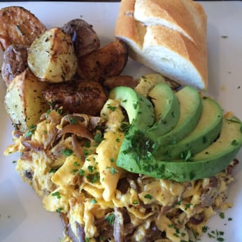 Starling Diner - Slow cooked pork scramble - New American Near Me - Long Beach, California Starling Diner - Slow cooked pork scramble - New American Near Me - Long Beach, California