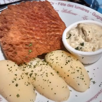 Resto Halle - Tablier de sapeur - French Near Me - Lyon, 69