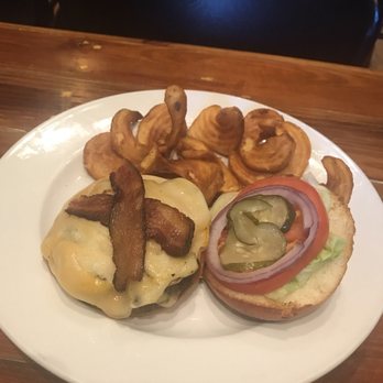 Bearfoot Tavern - A burger special - Gastropubs Near Me - Macon, Georgia