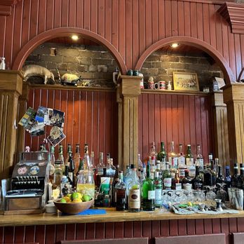 Chez Lucien - Bars Near Me - Ottawa, Ontario