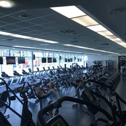 FAU's Recreation & Fitness Center - Cardio section