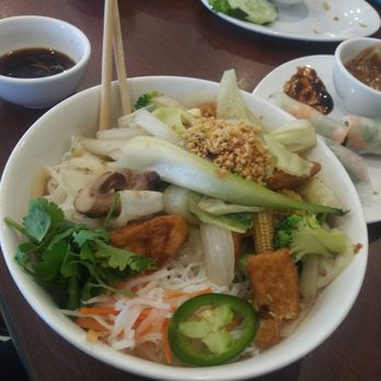 Pho 95 - #48 vermicelli with vegetables and fried tofu - Vietnamese Near Me - St. Charles, Illinois Pho 95 - #48 vermicelli with vegetables and fried tofu - Vietnamese Near Me - St. Charles, Illinois