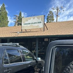 Cedar Glen Inn