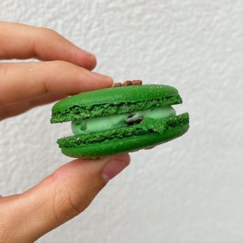 La Patisserie - Mint Chip Macaron - Desserts Near Me - Austin, Texas