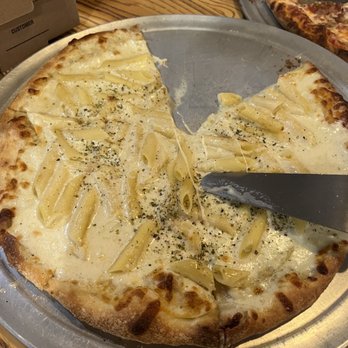 BrickFire Pizza - Mac and Cheese pizza - Pizza Near Me - Newton, Massachusetts BrickFire Pizza - Mac and Cheese pizza - Pizza Near Me - Newton, Massachusetts