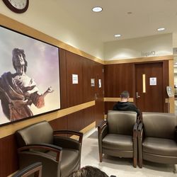 Saint Francis Hospital South - Waiting Room for Appt
