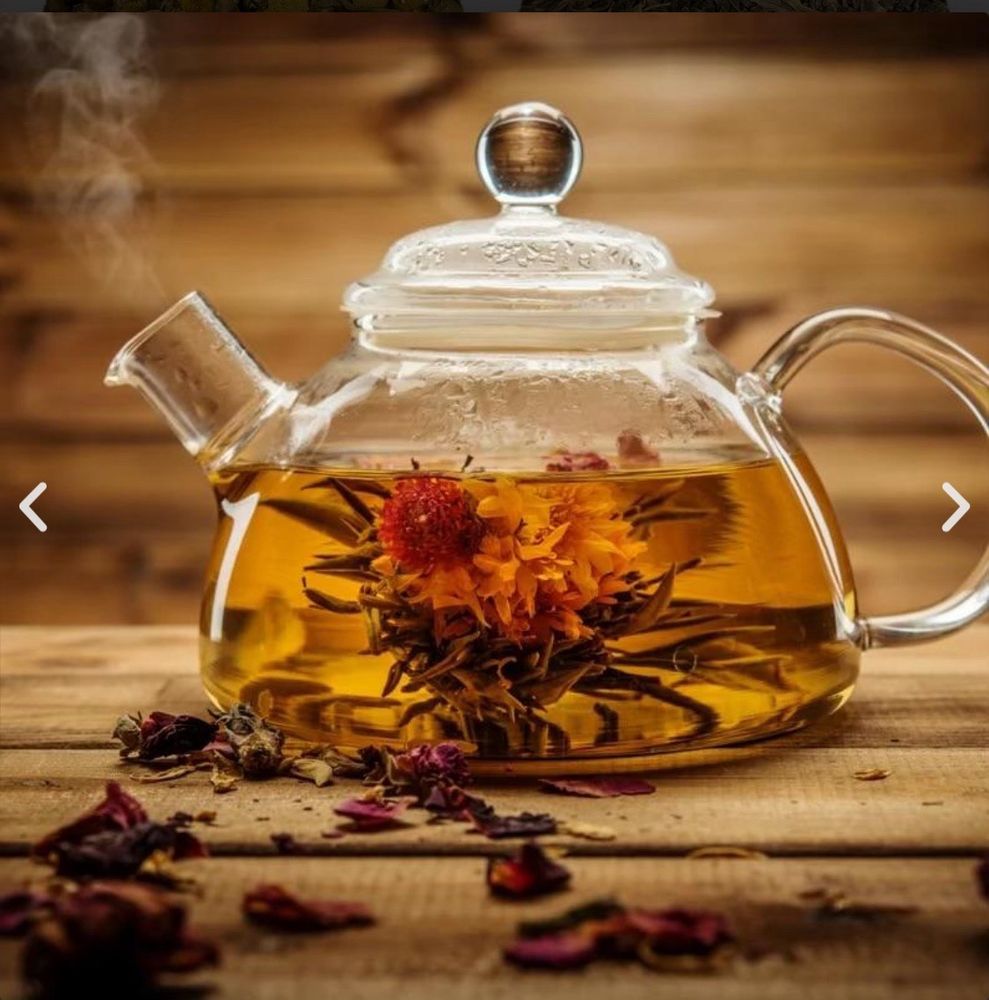 Mosaics Boutique & Tea Logo