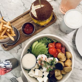 Charley - Bars Near Me - Harrison, New Jersey