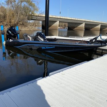 E-Dubz Detailing And Tint - Boat detail - Auto Detailing Near Me E-Dubz Detailing And Tint - Boat detail - Auto Detailing Near Me