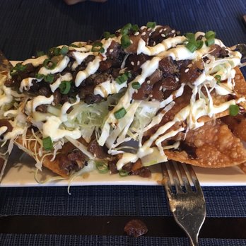 NaCl + H2O - Tuna poke nachos. Surprisingly good. - Cocktail Bars Near Me - Rolla, Missouri NaCl + H2O - Tuna poke nachos. Surprisingly good. - Cocktail Bars Near Me - Rolla, Missouri