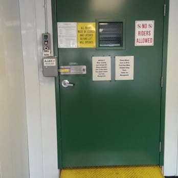 Burlington Self Storage - Self operated lift to 2nd floor - Self Storage Near Me - South Burlington, Vermont Burlington Self Storage - Self operated lift to 2nd floor - Self Storage Near Me - South Burlington, Vermont