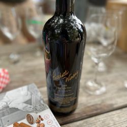 Picchetti Winery - Red wine