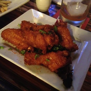 Far Bar - Mings wings $4 for 5 really yummy!! During HH - Asian Fusion Near Me - Los Angeles, California