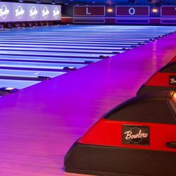 Bowlero Naperville