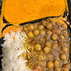 Saffron Indian Cuisine - Paneer Makhani lunch. Includes rice and chole