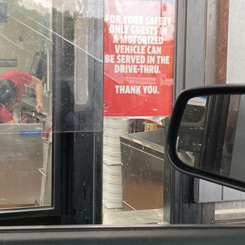 Jack in the Box - Only vehicles are served in the drive through no up - Fast Food Near Me - Dallas, Texas Jack in the Box - Only vehicles are served in the drive through no up - Fast Food Near Me - Dallas, Texas