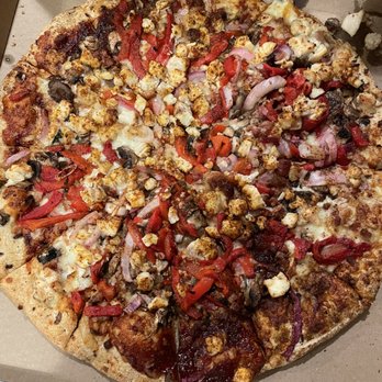 Leonardo's Pizza - BBQ chicken the best - Italian Near Me - Portland, Maine Leonardo's Pizza - BBQ chicken the best - Italian Near Me - Portland, Maine
