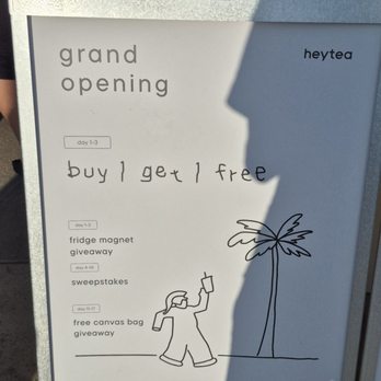 Hey Tea - Outside - Coffee & Tea Near Me - Los Angeles, California